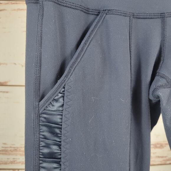 Lululemon Practice Daily Pant Inkwell Ruched Tuzedo Stripe Size 4 - Picture 4 of 6